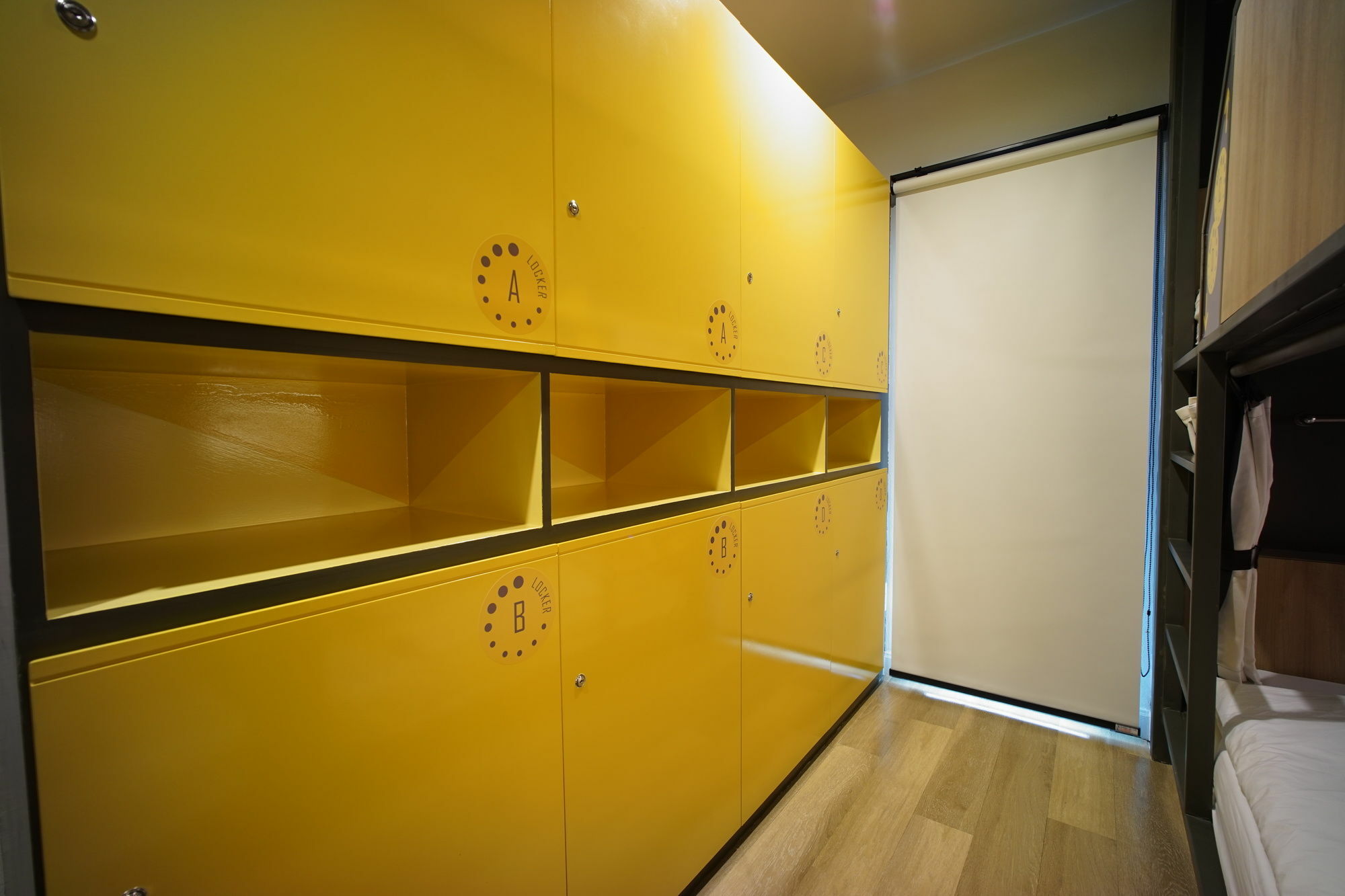 Brb Hostel Bangkok Silom Екстер'єр фото