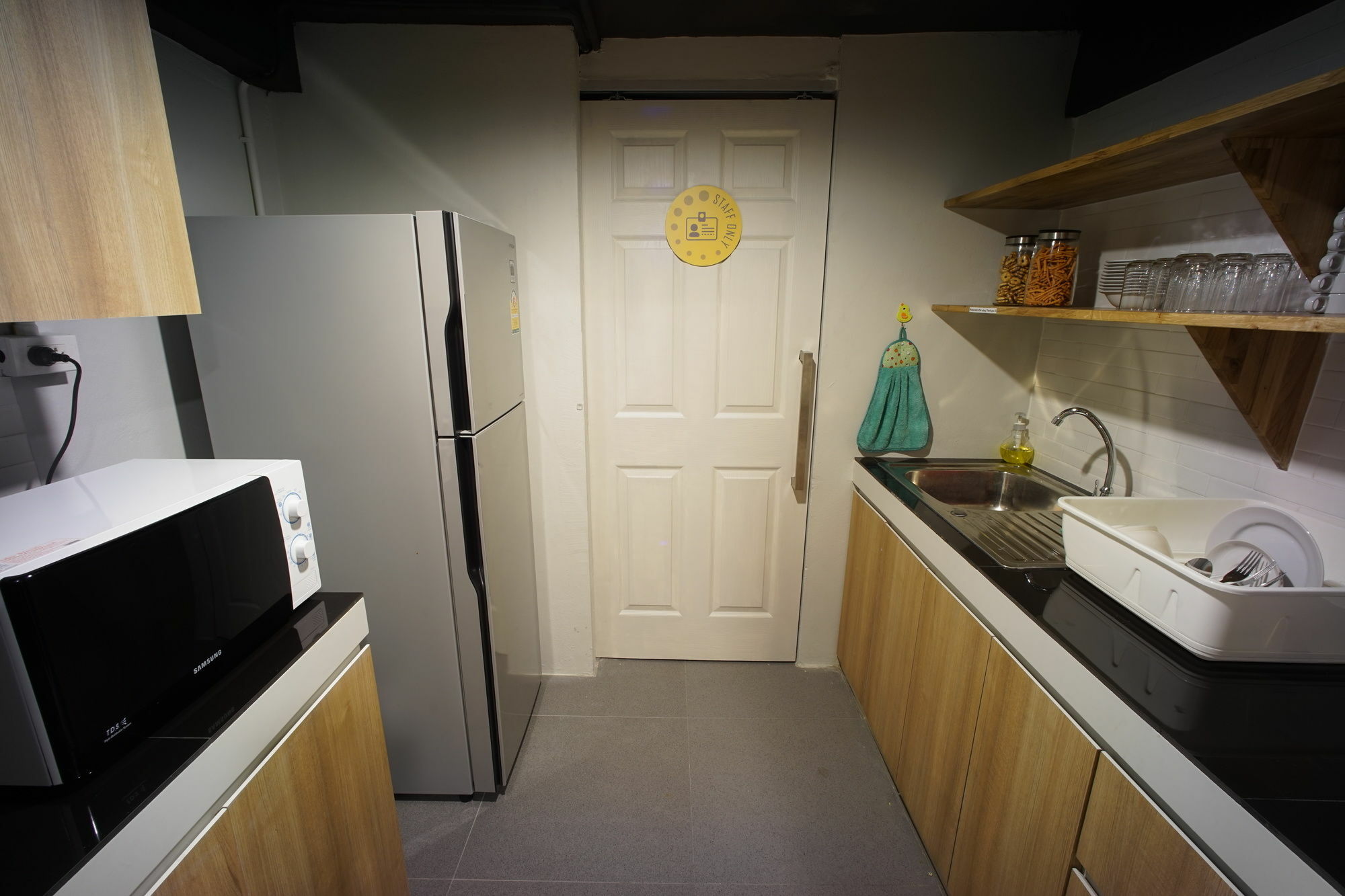 Brb Hostel Bangkok Silom Екстер'єр фото