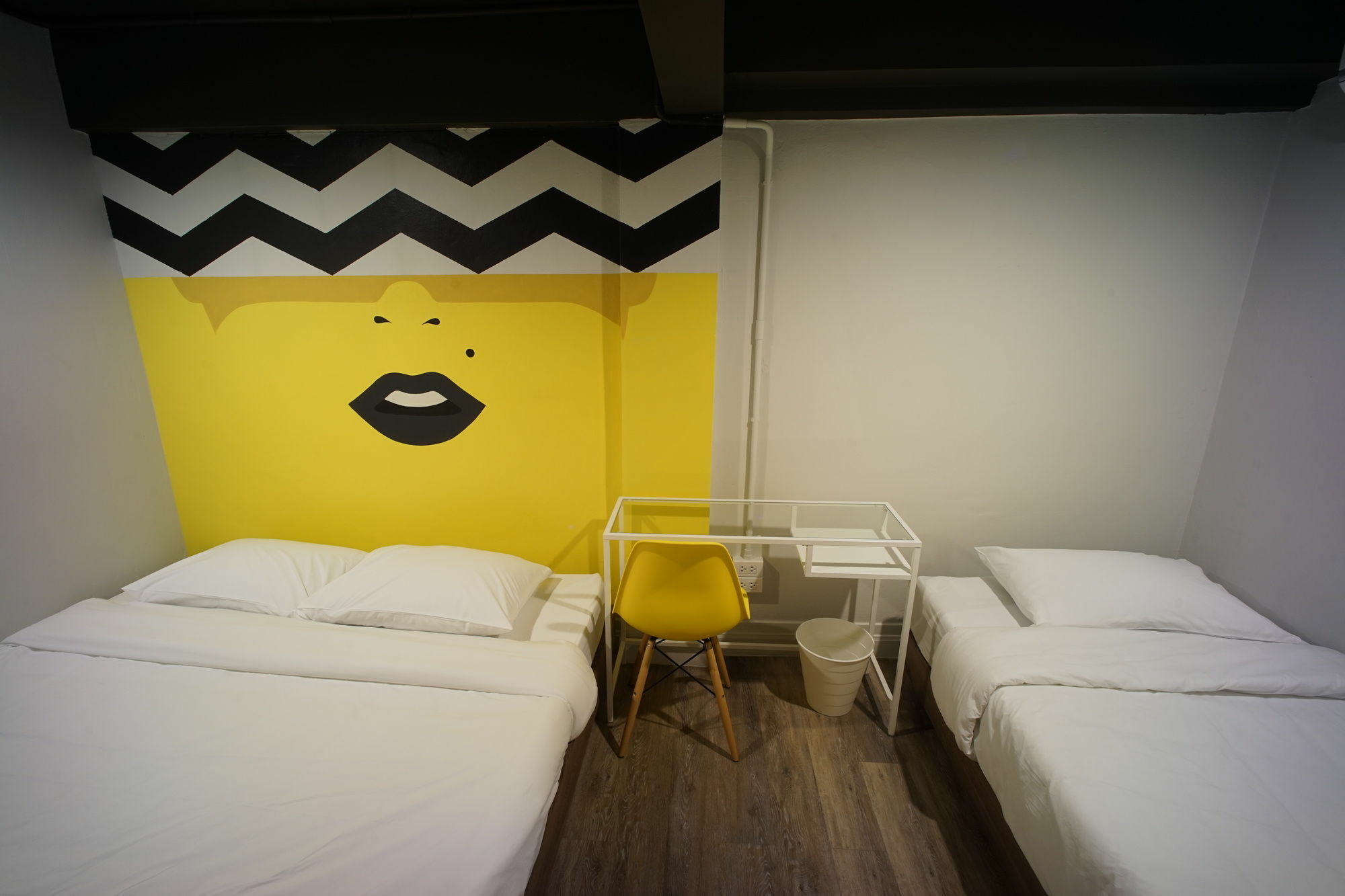 Brb Hostel Bangkok Silom Екстер'єр фото