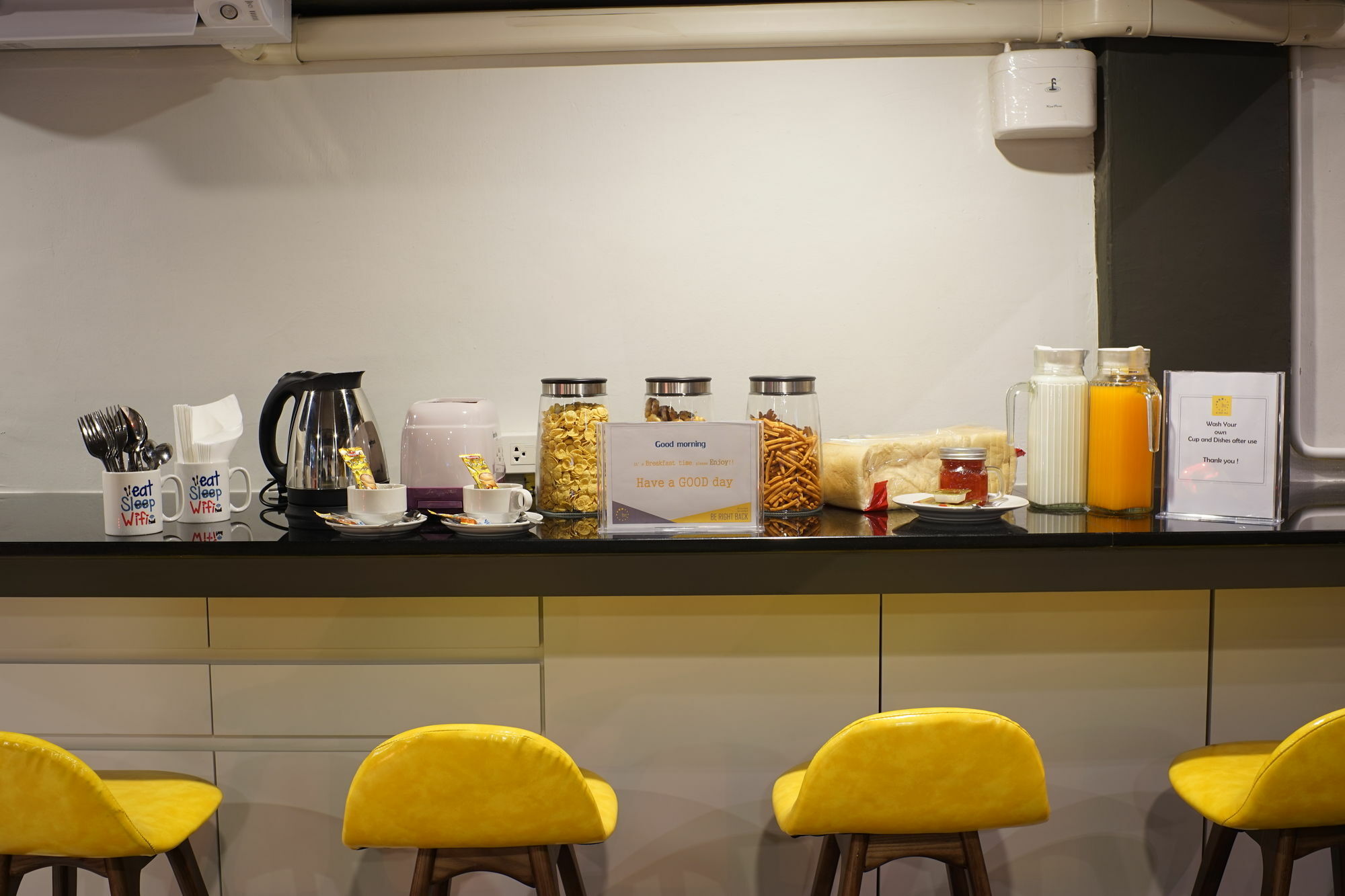 Brb Hostel Bangkok Silom Екстер'єр фото